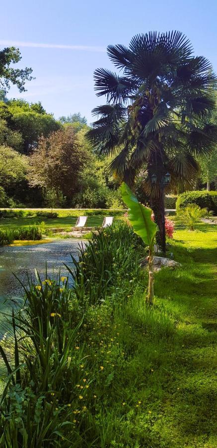 Le Vieux Moulin Gites - A Charming Stone Cottage With Garden View And Seasonal Pool Guégon Exterior photo